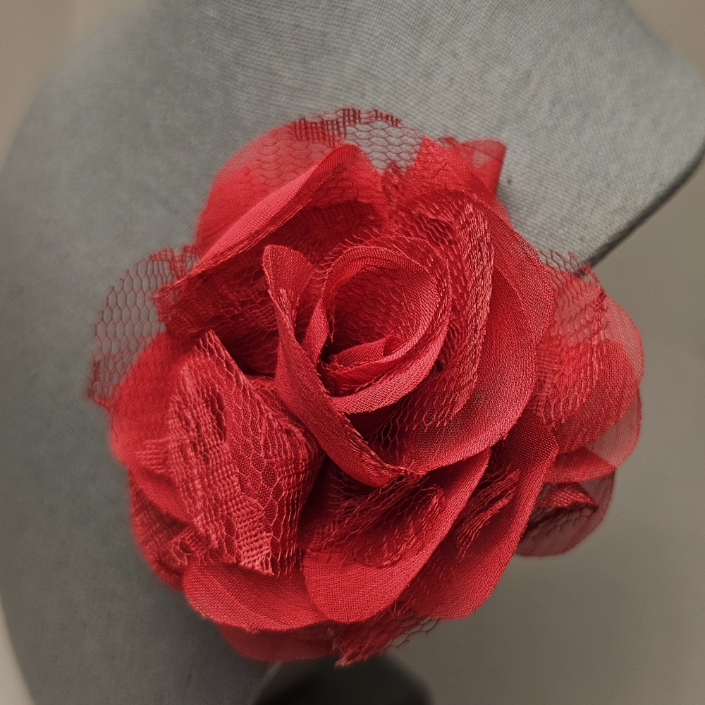 [Thirty-One] Small Rosette Brooch/Clop LaceLayered Rose《NWOT》